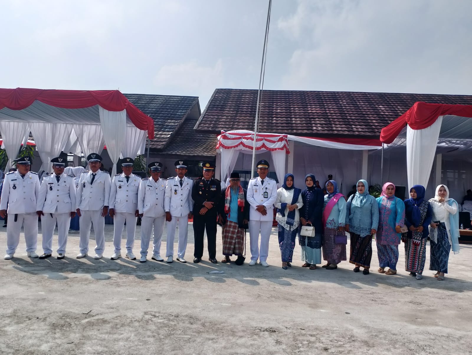kecamatan-tanara-gelar-upacara-hut-ri-ke-80-dengan-khidmat-dan-meriah