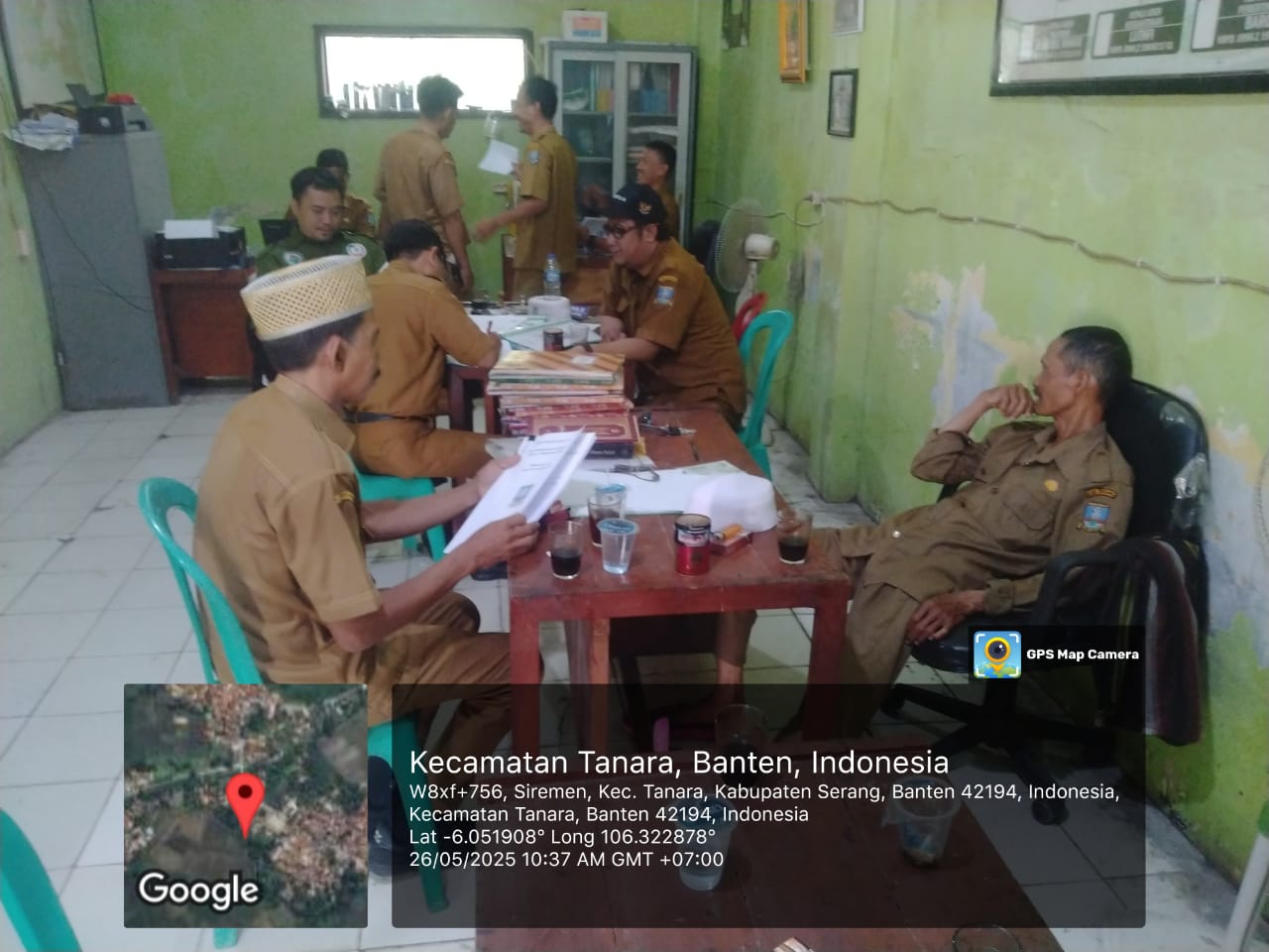 tim-monitoring-kecamatan-melakukan-monev-apbdes-tahun-2025-di-desa-siremen